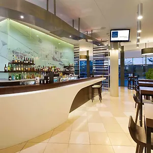 Отель Novotel Airport, Брисбен